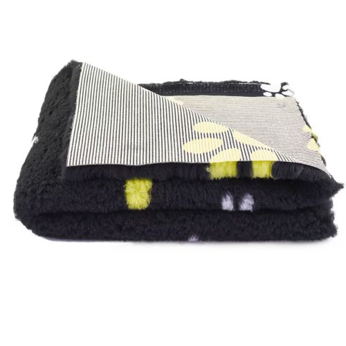 DryBed A+ Csúszásmentes fekhely - Fekete lime tappancs - 100x75cm , Blovi