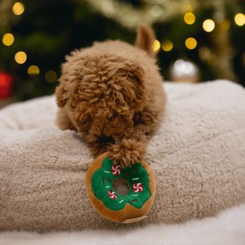 Karácsonyi fánk zöld plüss játék , Beeztees