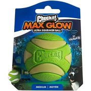   Max Glow Squeaker világítós és csipogós labda M , Chuckit