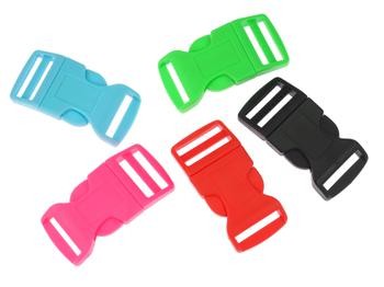 Vasmacskás nyakörv