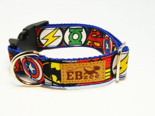 Szuperhősök mintás nyakörv